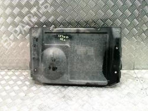 Used Underbody protection MERCEDES-BENZ M-CLASS (W163) ML 270 CDI (163.113) (163 hp) 30978649