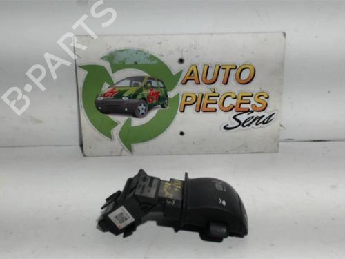 Used Switch RENAULT MEGANE III Hatchback (BZ0/1_, B3_) 1.5 dCi (BZ09, BZ0D, BZ1W, BZ29, BZ14) (110 hp) 25408608