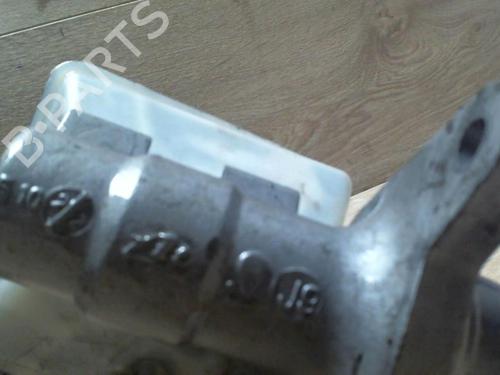 Used Brake master cylinder PEUGEOT 5008 (0U_, 0E_) 1.6 HDi (110 hp) 25416035