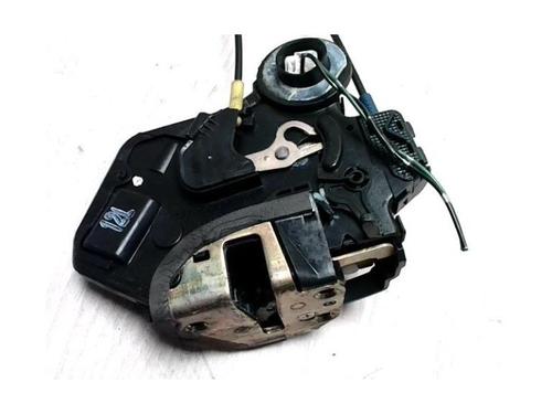 Rear left lock TOYOTA COROLLA Verso (ZER_, ZZE12_, R1_) 2.0 D-4D (CUR10_, CUR10R) | BP25422012C100 
