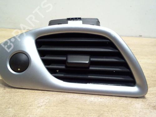 Used Air vent RENAULT SCÉNIC III (JZ0/1_) 1.5 dCi (106 hp) 25386074