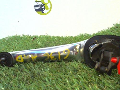 Klamka zewnętrzna drzwi przednich prawych CHRYSLER PT CRUISER (PT_) 2.4 | BP24716104C129