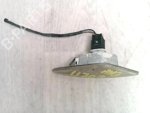 Used Left side indicator DACIA SANDERO II TCe 90 (B8M1, B8MA, B8AC) (90 hp) 25428609