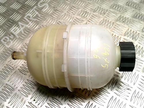 Used Expansion tank PEUGEOT 206 Hatchback (2A/C) 1.4 i (75 hp) 32628308