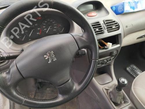 Høyre baklys PEUGEOT 206 Hatchback (2A/C) 2.0 HDI 90 | BP25712485C35 