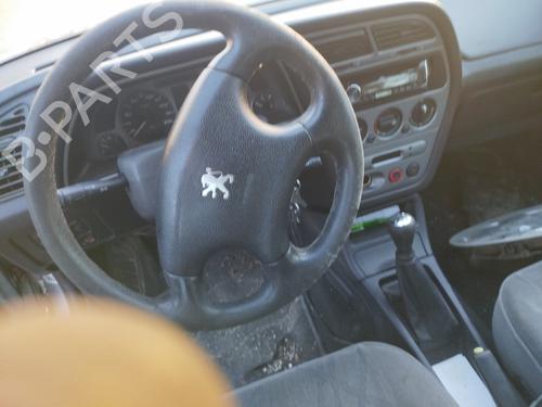 Brugte PEUGEOT 306 Break (7E, N3, N5)  2.0 HDI 90  4793924