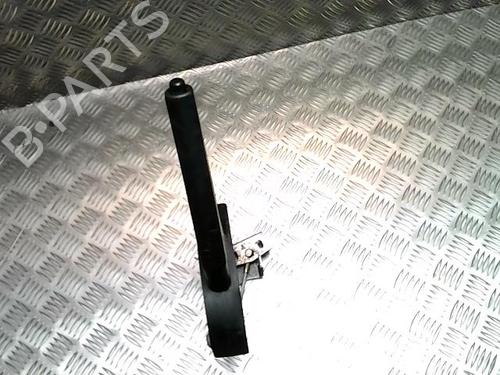 Used Hand brake NISSAN MICRA III (K12) 1.2 16V (80 hp) 25429681