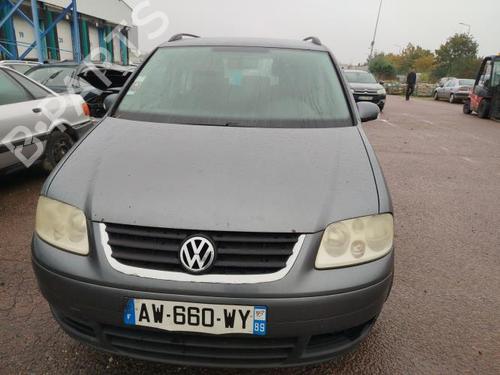 Right headlight VW TOURAN (1T1, 1T2) 1.9 TDI | BP26588202C29