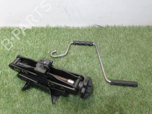 Used Jack Kit FORD FOCUS I (DAW, DBW) 1.8 TDCi (115 hp) 25390292