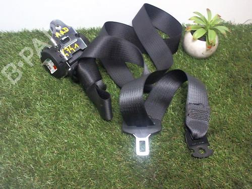 Used Rear right seatbelt OPEL CORSA D (S07) 1.4 (L08, L68) (100 hp) 31236877