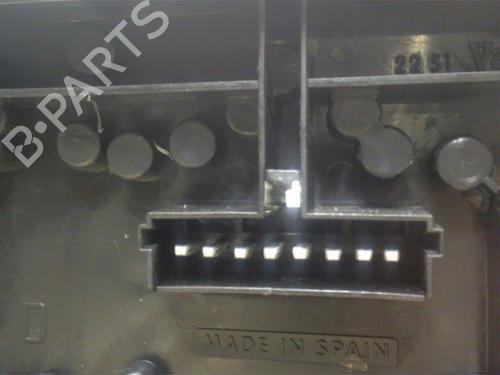 Licence plate light RENAULT CLIO I (B/C57_, 5/357_) 1.4 | BP25389793I40 