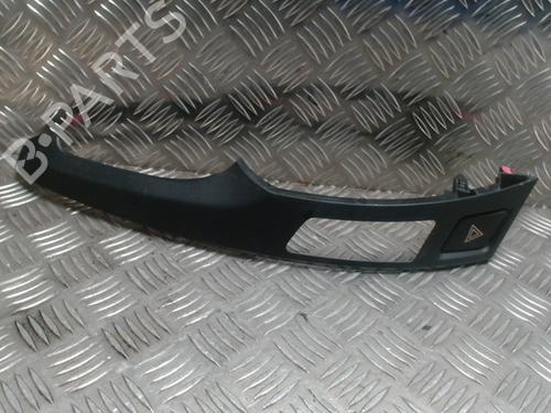 Used Warning switch TOYOTA YARIS (_P9_) 1.4 D-4D (NLP90_, NLP90R) (90 hp) 31257378