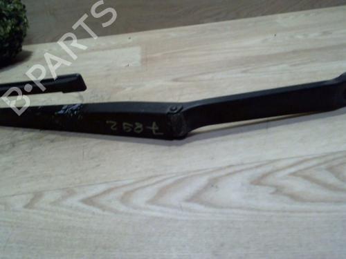 Used Front windshield wiper arm NISSAN X-TRAIL I (T30) 2.2 dCi 4x4 (136 hp) 25402381