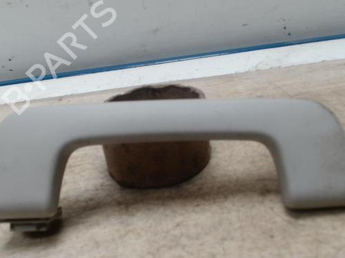 Agarrador techo AUDI A4 B5 (8D2) 2.5 TDI quattro (150 hp) 31221888