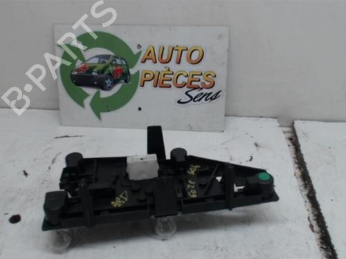 Licence plate light PEUGEOT 406 (8B) 2.0 HDI 110 | BP25398086I40 