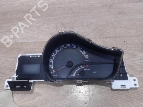Used Instrument cluster TOYOTA IQ (_J1_) 1.4 D-4D (NUJ10_, NUJ10R) (90 hp) 25411930