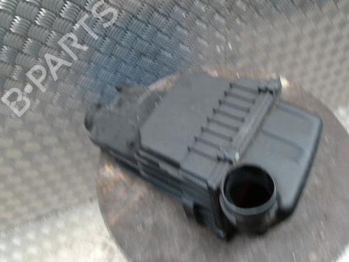 Used Air filter box PEUGEOT 206 Hatchback (2A/C) 1.4 i (75 hp) 32388026
