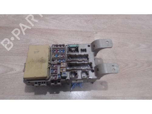 Sikringsdåse TOYOTA COROLLA (_E12_) 1.6 VVT-i (ZZE121_, ZZE121R) (110 hp) 25412886