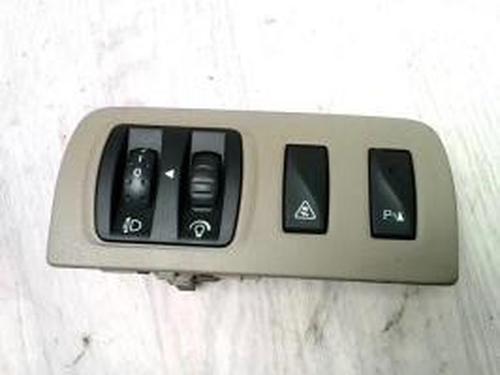 Commande de phare RENAULT MEGANE III Hatchback (BZ0/1_, B3_) 1.9 dCi (BZ0N, BZ0J) (131 hp) 28444979