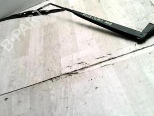 Used Front windshield wiper arm CITROËN C3 I (FC_, FN_) 1.4 HDi (70 hp) 25426795