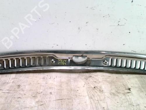 BP27610985O1 main image