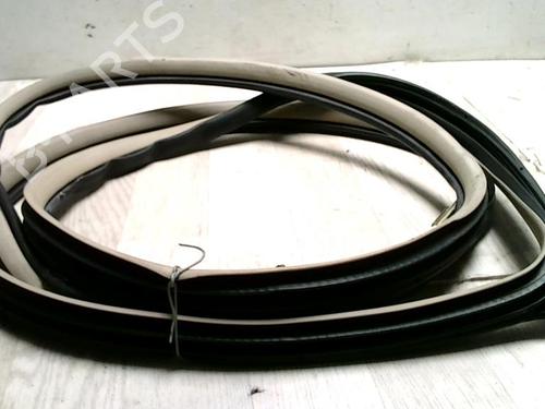 rubber-door-seal-toyota-corolla-verso-_e12_-2001-2002-2003-2004-2005-2006-2007-25425783 main image
