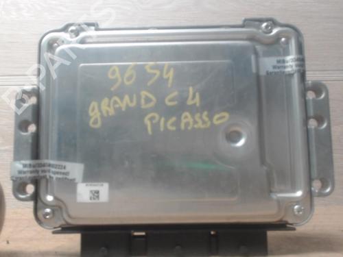 Calculateur moteur (ecu) CITROËN C4 Grand Picasso I (UA_) 1.6 HDi (109 hp) 29401654