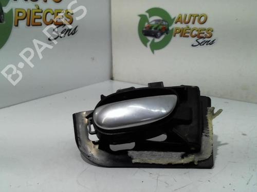 Used Front right exterior door handle PEUGEOT 206 Hatchback (2A/C) 2.0 HDI 90 (90 hp) 25400506