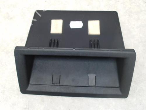 Porte-gobelet/Objets OPEL CORSA C (X01) 1.3 CDTI (F08, F68) (70 hp) 31227665