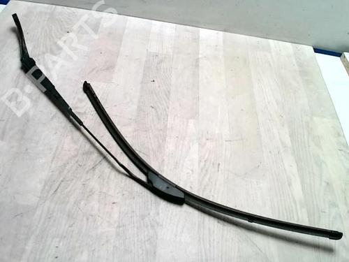 Used Front windshield wiper arm PEUGEOT 307 (3A/C) 2.0 HDi 90 (90 hp) 25422294