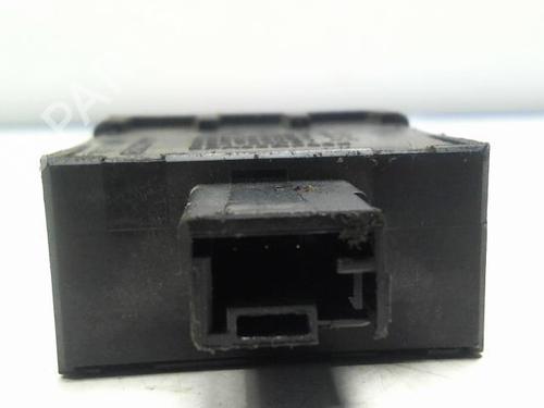 Used Switch PEUGEOT EXPERT Van (VF3A_, VF3U_, VF3X_) 1.6 HDi 90 8V (90 hp) 25417328