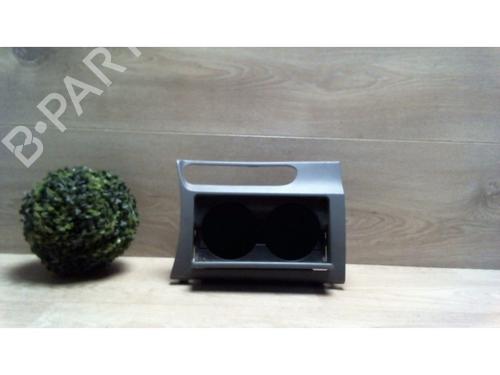 Used Cup/Object holder MAZDA 6 Hatchback (GG) 2.0 DI (GG14) (136 hp) 25401644