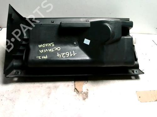 Handskerum SKODA OCTAVIA I Combi (1U5) 1.9 TDI 4x4 (100 hp) 31232787