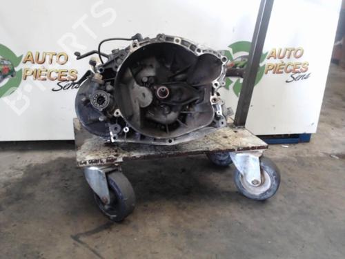 Used Gearbox PEUGEOT 206 Hatchback (2A/C) 1.9 D (69 hp) 25401090