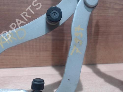 hingedoor-check-strap-bmw-3-e46-1997-1998-1999-2000-2001-2002-2003-2004-2005-25385284 main image