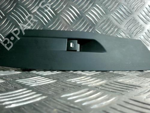 Used Right front window switch PEUGEOT 308 III (FB_, FH_, FP_, F3_, FM_) PureTech 130 (FPHNSL, FPHNST) (131 hp) 31239440