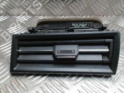 Used Air vent SEAT ARONA (KJ7, KJP) 1.0 TSI (116 hp) 30660934