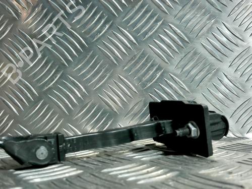 Used Hinge/Door check strap PEUGEOT 308 III (FB_, FH_, FP_, F3_, FM_) PureTech 130 (FPHNSL, FPHNST) (131 hp) 31239448