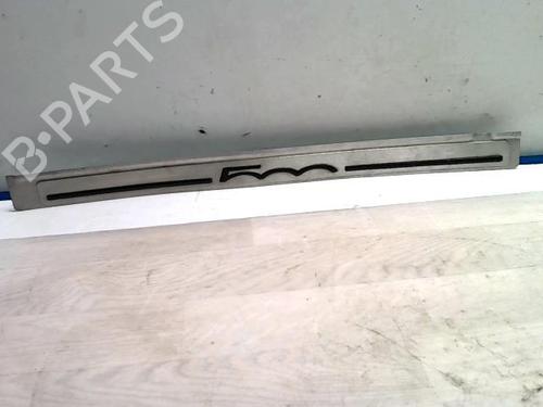 Estribo FIAT 500 (312_) 1.3 D Multijet (312AXB1A) (75 hp) 31225373