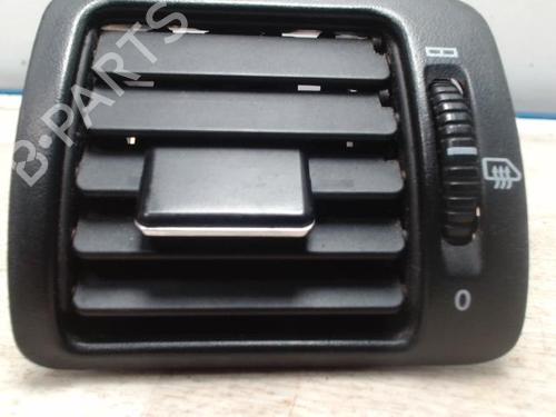 Used Air vent MERCEDES-BENZ M-CLASS (W163) ML 270 CDI (163.113) (163 hp) 25420934