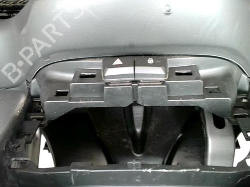 Dashboard PEUGEOT 208 I (CA_, CC_) 1.2 VTi 68 / PureTech 68 | BP29495024C46 