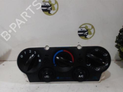 Used Climate control FORD FIESTA V (JH_, JD_) 1.3 (60 hp) 25392195