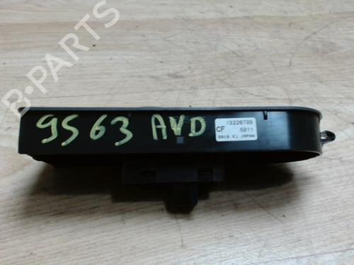 Comutador OPEL ASTRA H (A04) 1.7 CDTI (L48) (100 hp) 31227555