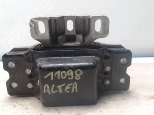 Used Engine mount SEAT ALTEA (5P1) 1.9 TDI (105 hp) 28183684