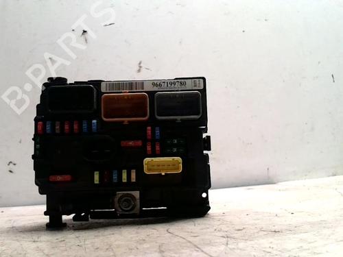 Used Fuse box CITROËN C3 II (SC_) 1.4 HDi 70 (SC8HZC, SC8HR0, SC8HP4) (68 hp) 25424291