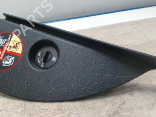 Used Switch RENAULT CLIO III (BR0/1, CR0/1) 1.6 16V (BR05, BR0B, BR0Y, BR15, BR1J, BR1M, BR1Y, CR0B,... (112 hp) 30811071