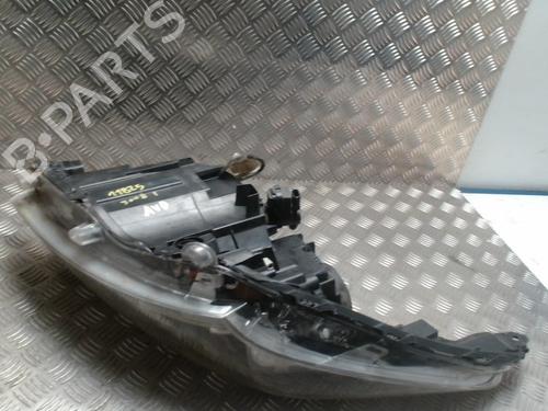 Right headlight PEUGEOT 3008 I MPV (0U_) 1.6 HDi | BP31992240C29