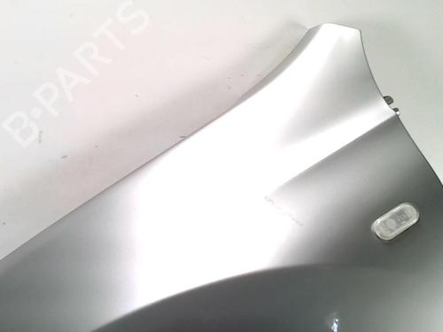 Forskærm venstre NISSAN QASHQAI I (J10, NJ10) 2.0 dCi (150 hp) 31227431