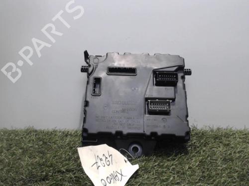 Used Fuse box VW TOURAN (1T1, 1T2) 1.9 TDI (105 hp) 25392898