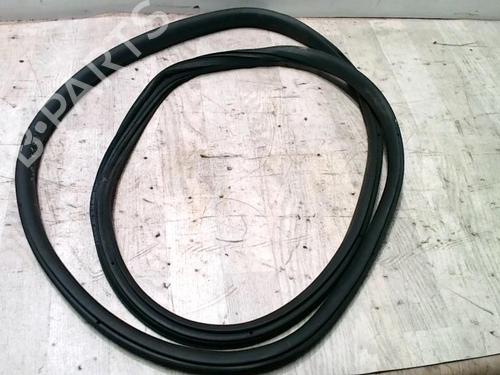 Used Rubber door seal CITROËN C3 / C3 ORIGIN III (SX) 1.2 PureTech 82 (83 hp) 27554557